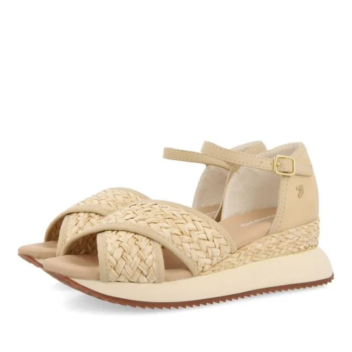 BEIGE SPORTY SANDALS WITH 5,5CM HEELS