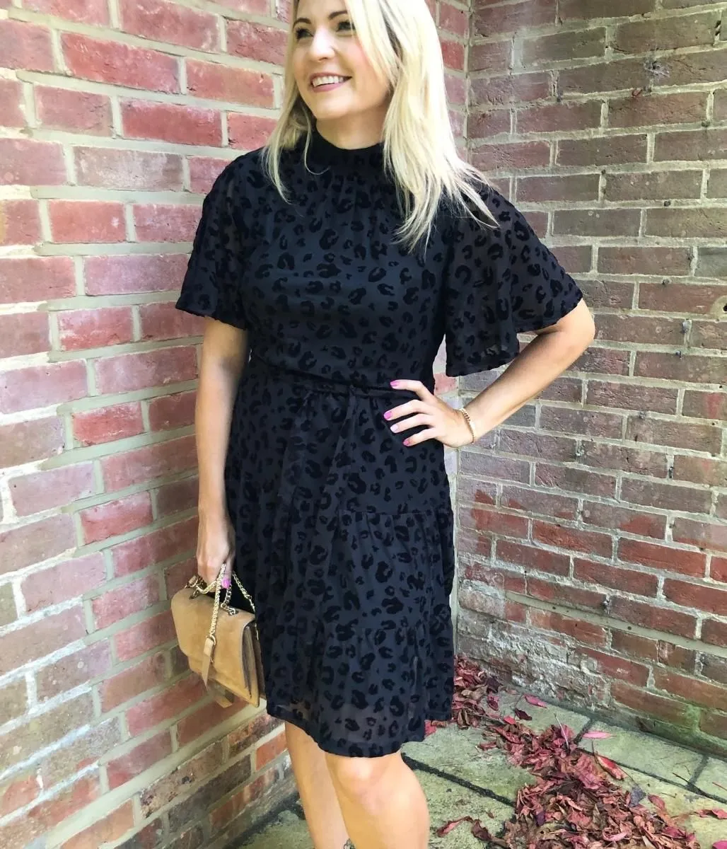 Black Angel Sleeve Velvet Print Dress