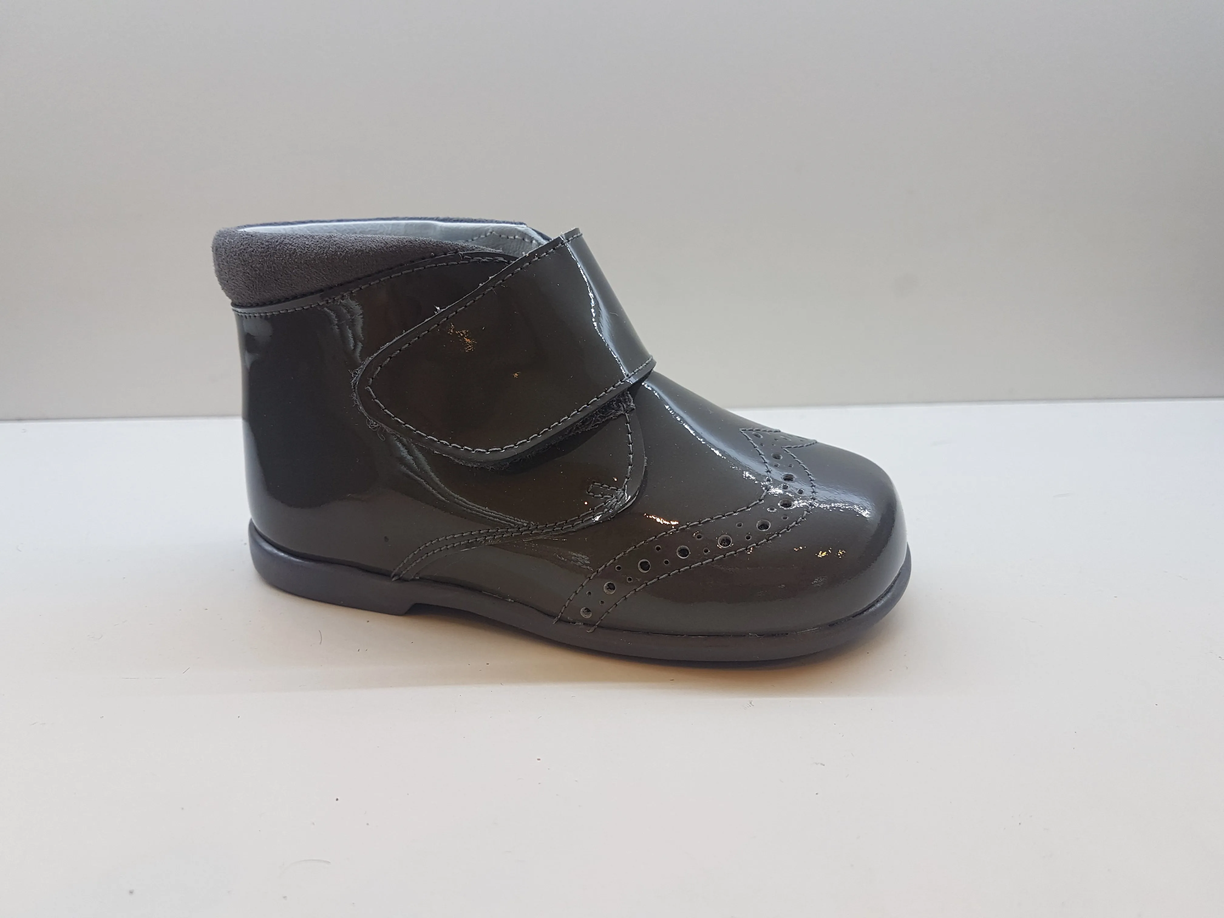 Shawn & Jeffery Baby Grey Patent Velcro Bootie