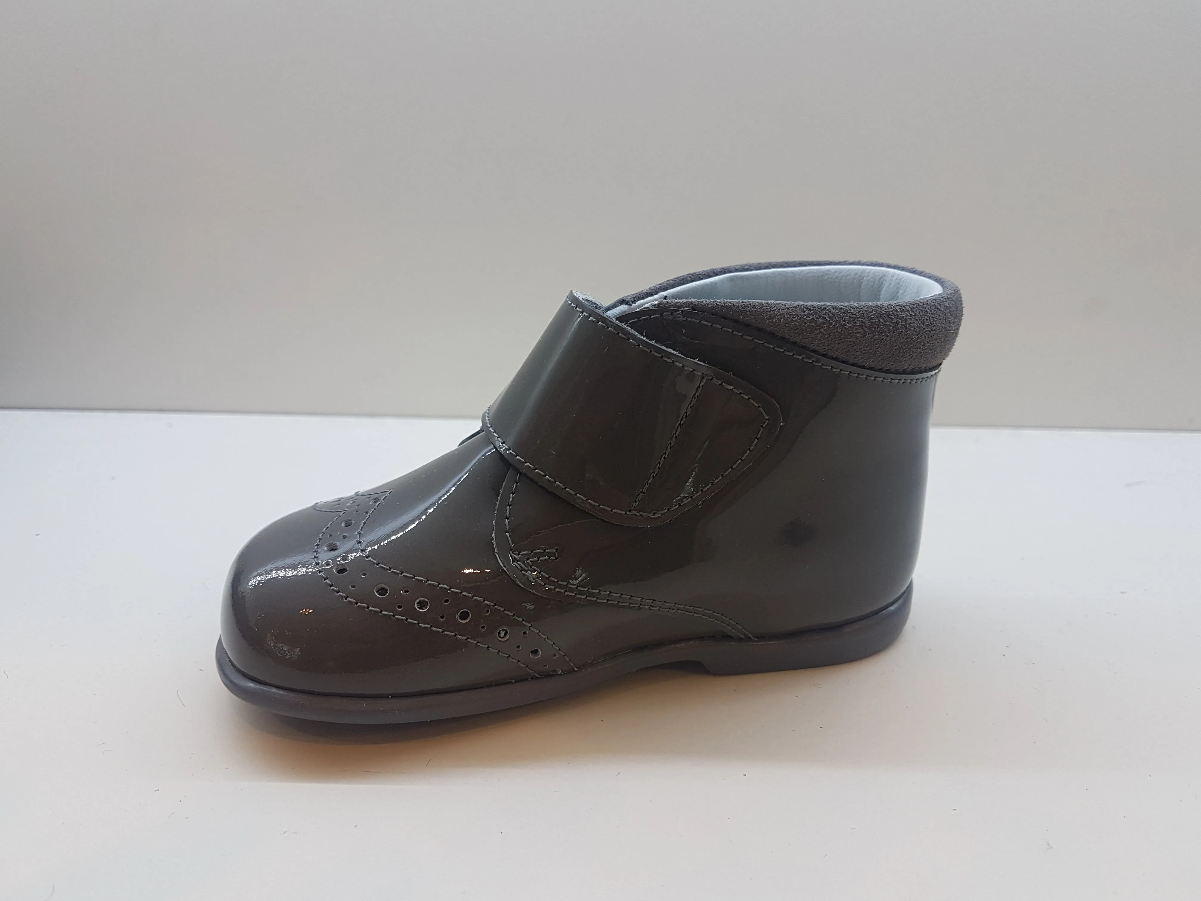 Shawn & Jeffery Baby Grey Patent Velcro Bootie